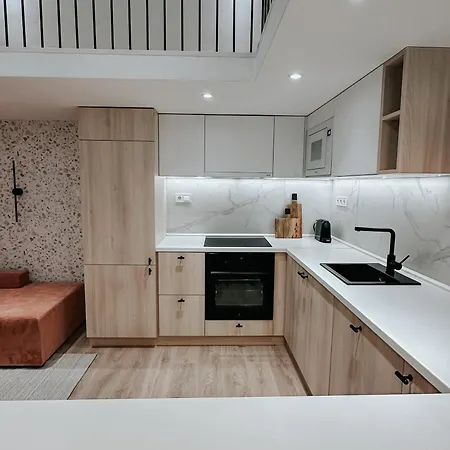 Jokai-j18 Three Bedroom Stylish