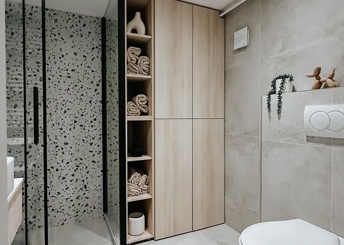 Jókai-j18 Three Bedroom Stylish Apartman Budapest