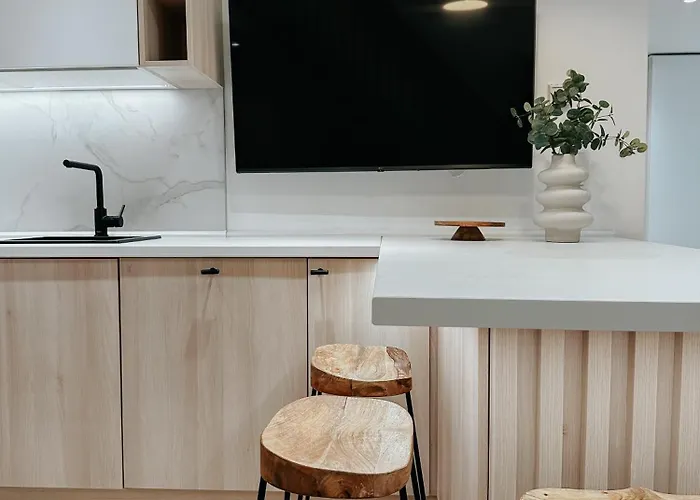 Jókai-j18 Three Bedroom Stylish Apartman Budapest