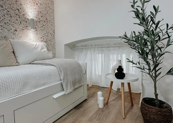 Apartman Jókai-j18 Three Bedroom Stylish