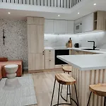 Jokai-j18 Three Bedroom Stylish *