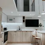 Jokai-j18 Three Bedroom Stylish