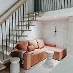 Jokai-j18 Three Bedroom Stylish * بودابست