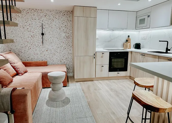 Jokai-j18 Three Bedroom Stylish דירה בודפשט