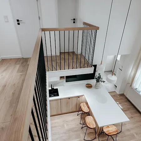 Jokai-j18 Three Bedroom Stylish Διαμέρισμα