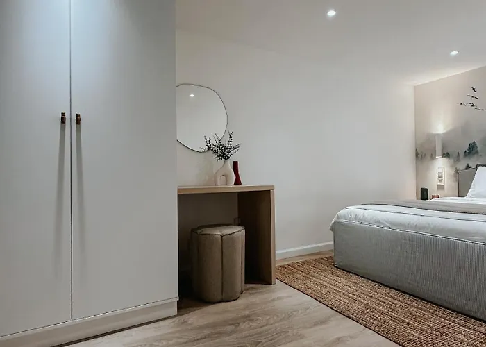 Jokai-j18 Three Bedroom Stylish * Budapest